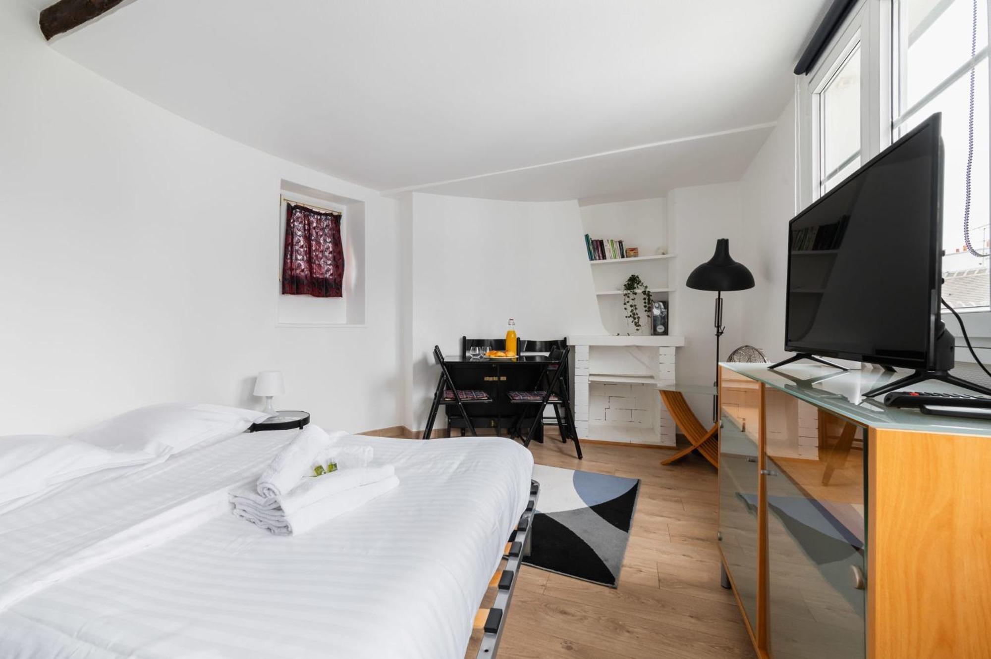 Agreable Studio Coeur De Paris - Paris 6 - 2P - Flat-Guest Exterior photo
